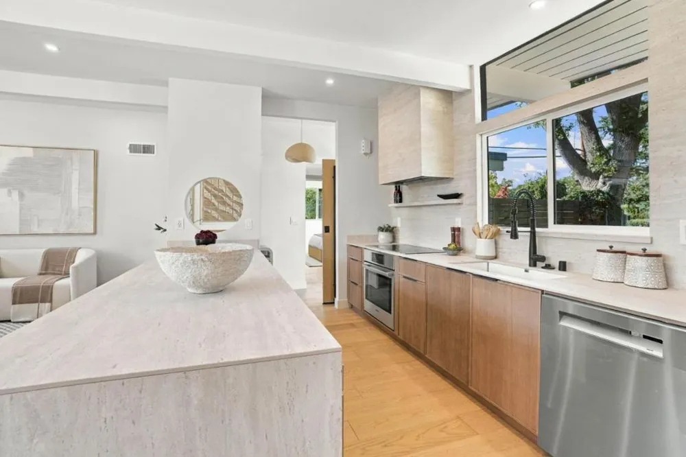 2020 Channing Avenue Palo Alto, CA 94303