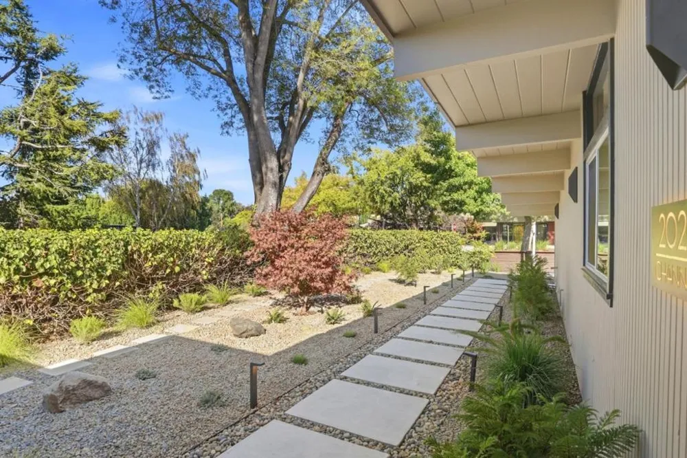2020 Channing Avenue Palo Alto, CA 94303
