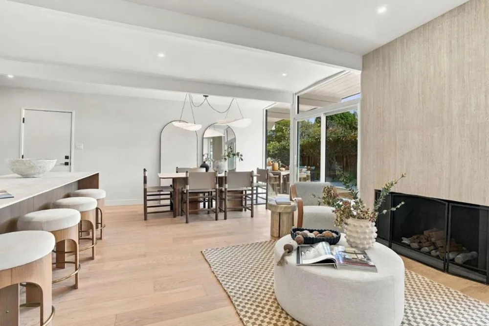 2020 Channing Avenue Palo Alto, CA 94303