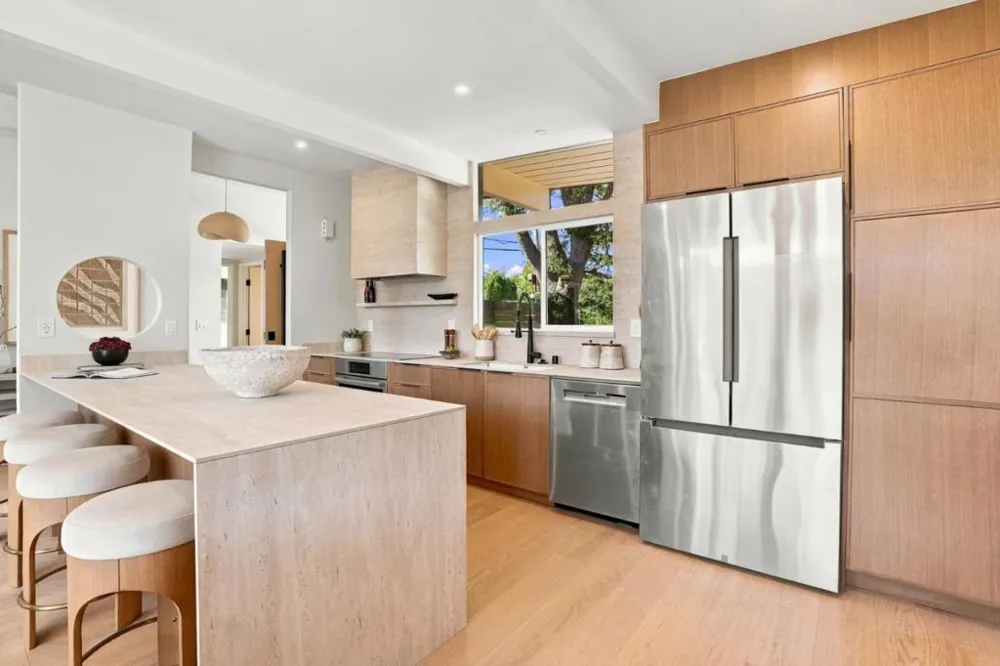 2020 Channing Avenue Palo Alto, CA 94303
