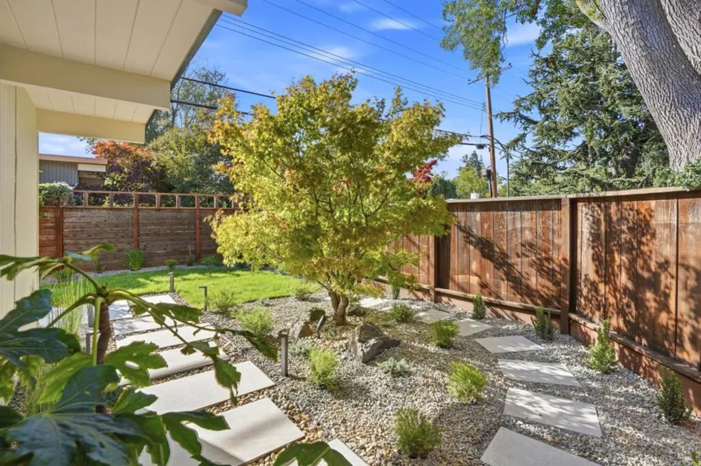 2020 Channing Avenue Palo Alto, CA 94303