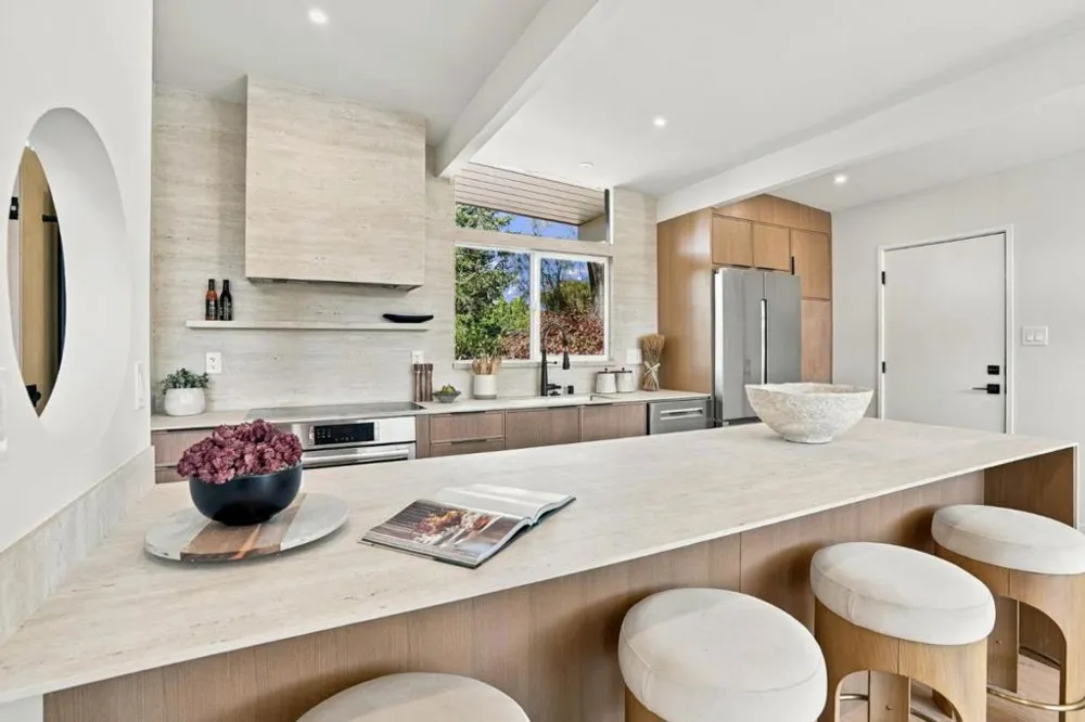 2020 Channing Avenue Palo Alto, CA 94303