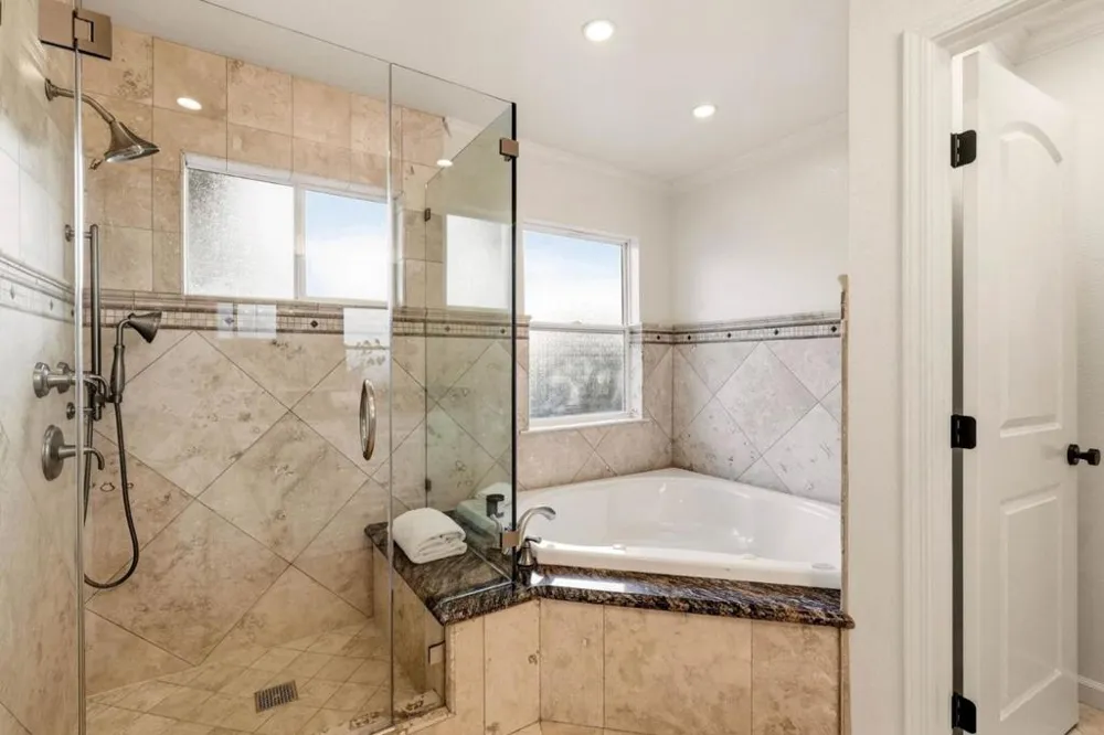 577 Maple Avenue San Bruno, CA 94066