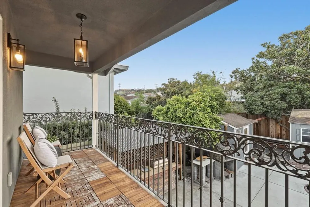 577 Maple Avenue San Bruno, CA 94066