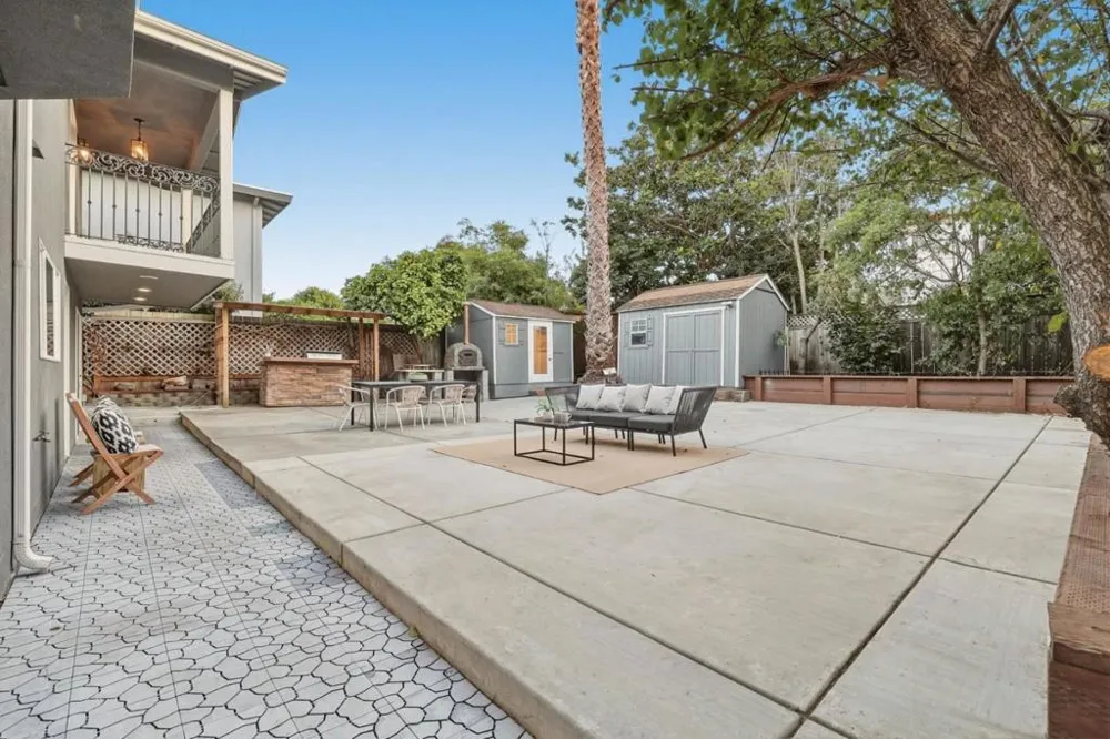 577 Maple Avenue San Bruno, CA 94066