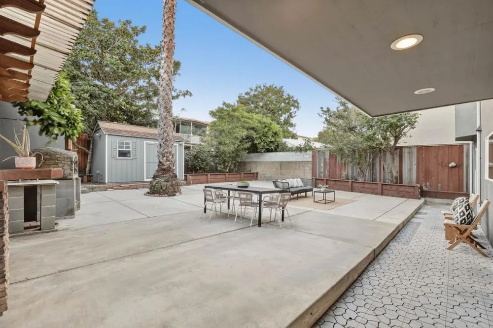 577 Maple Avenue San Bruno, CA 94066