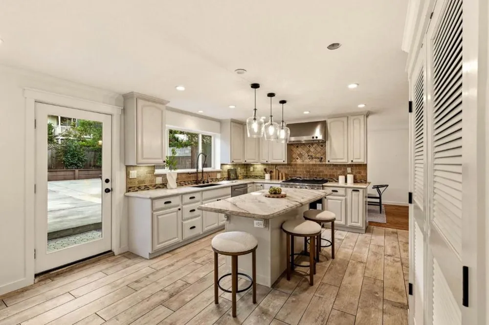 577 Maple Avenue San Bruno, CA 94066