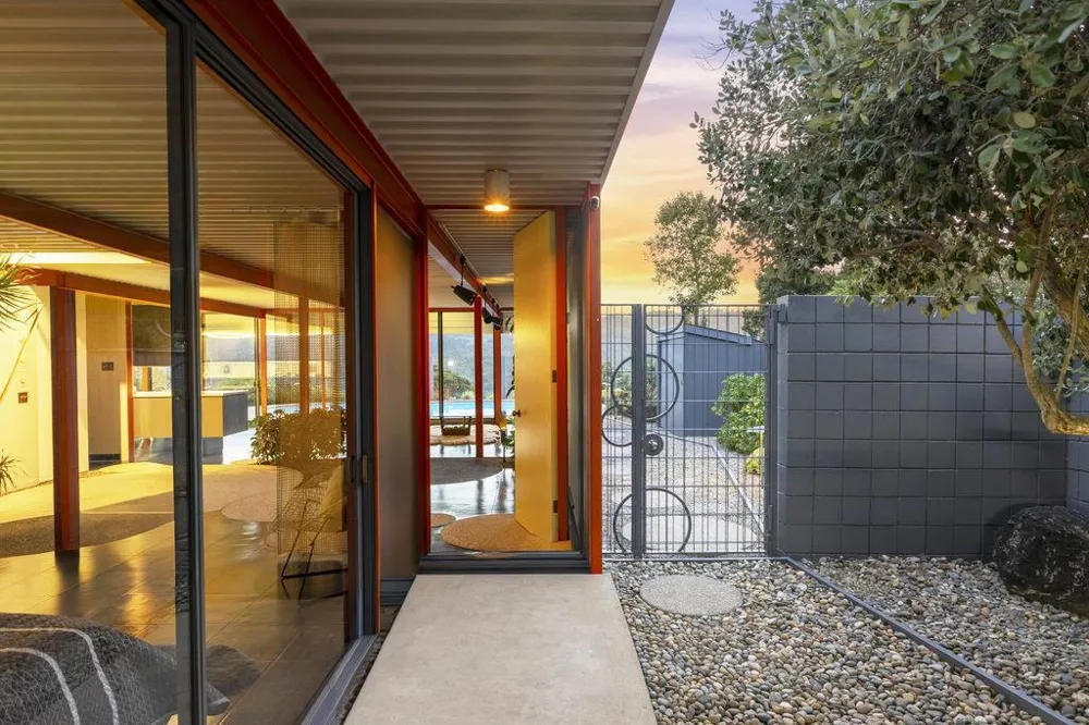 1586 Lexington Avenue San Mateo, CA 94402