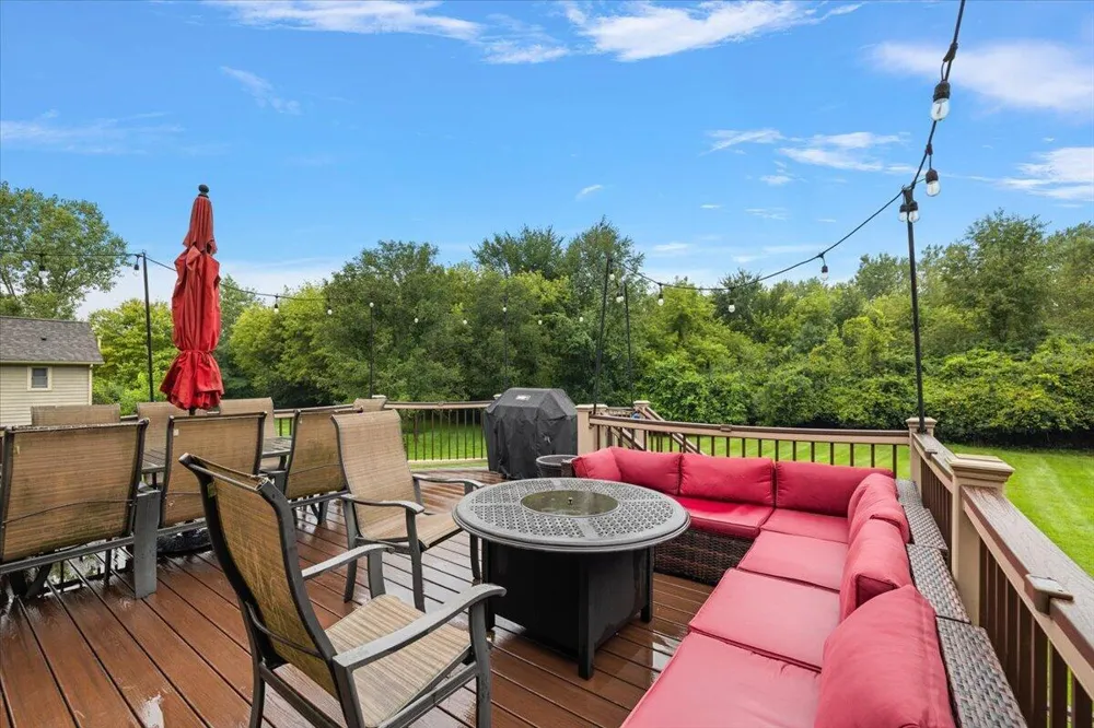 5566 Creekview Drive Ann Arbor, MI 48108