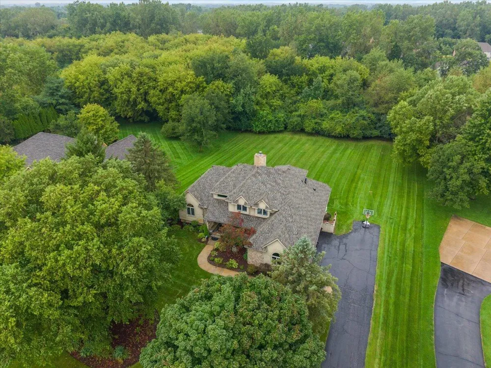 5566 Creekview Drive Ann Arbor, MI 48108