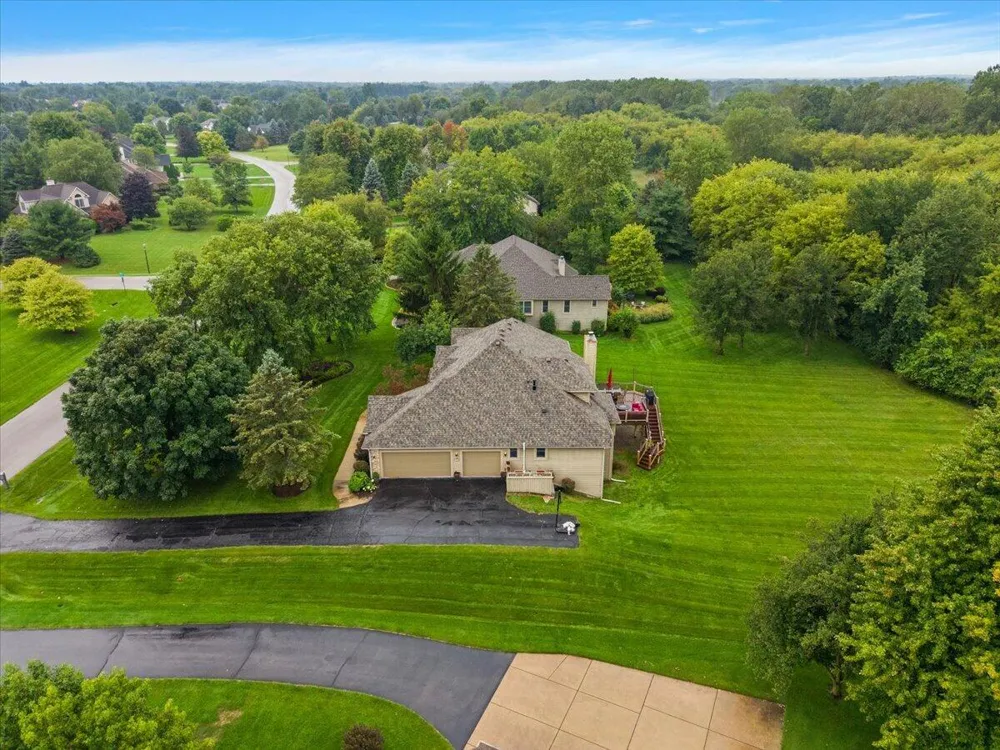 5566 Creekview Drive Ann Arbor, MI 48108