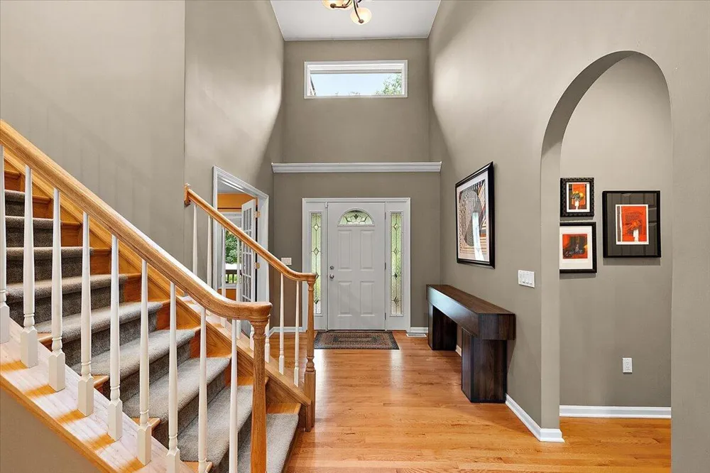 5566 Creekview Drive Ann Arbor, MI 48108