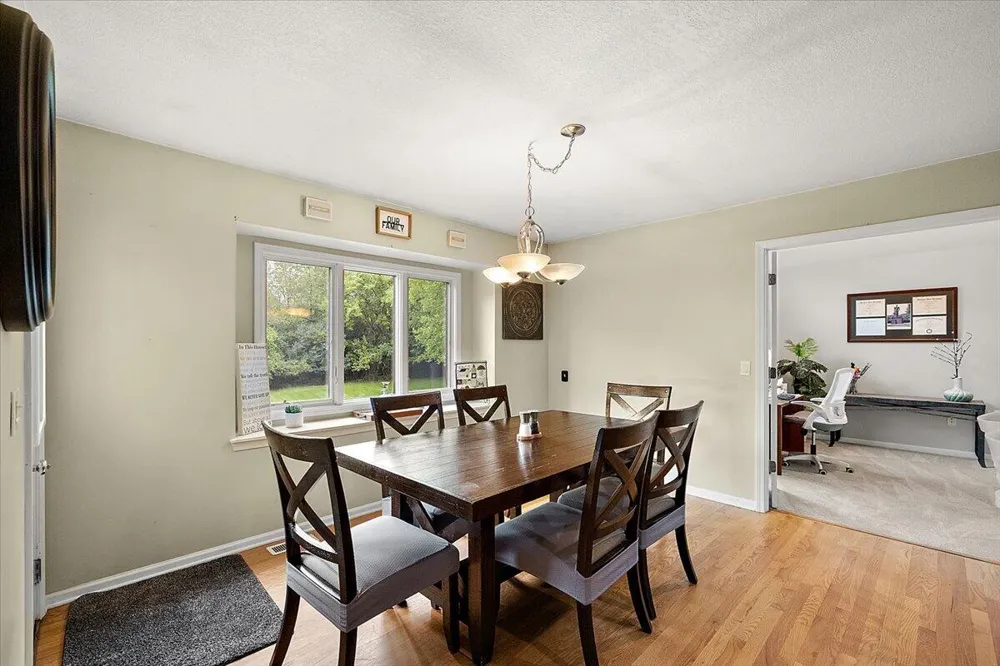5566 Creekview Drive Ann Arbor, MI 48108