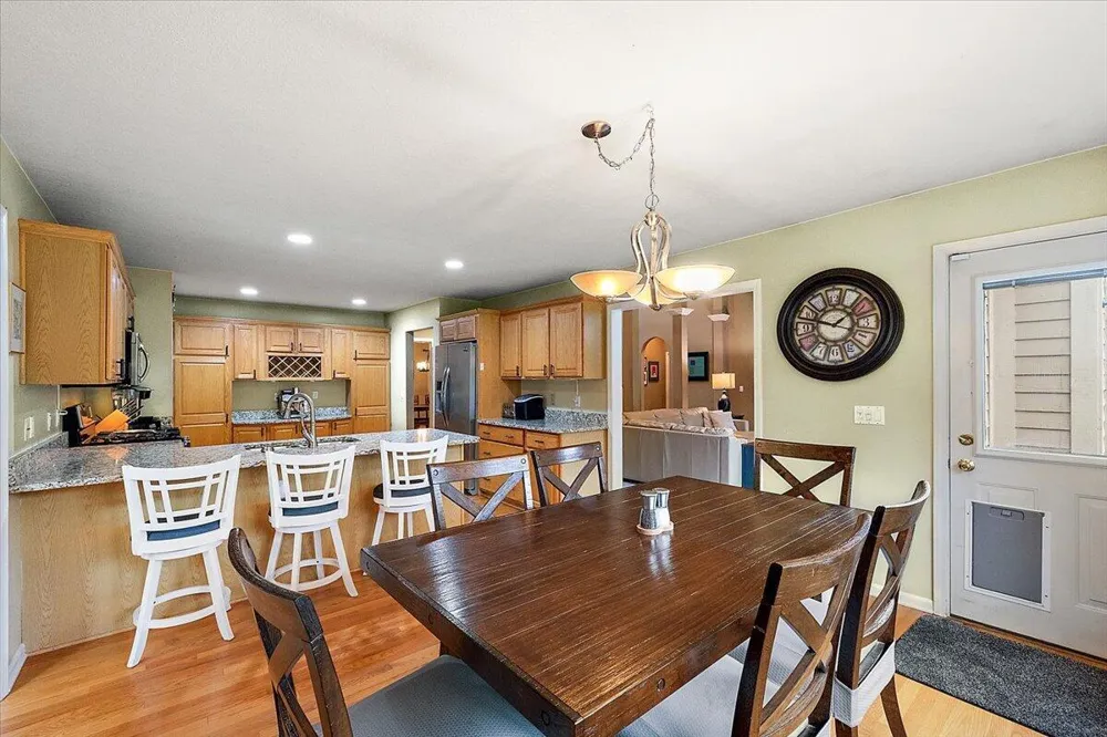 5566 Creekview Drive Ann Arbor, MI 48108