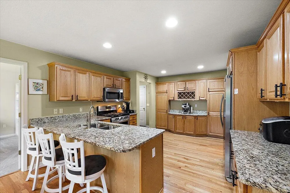 5566 Creekview Drive Ann Arbor, MI 48108