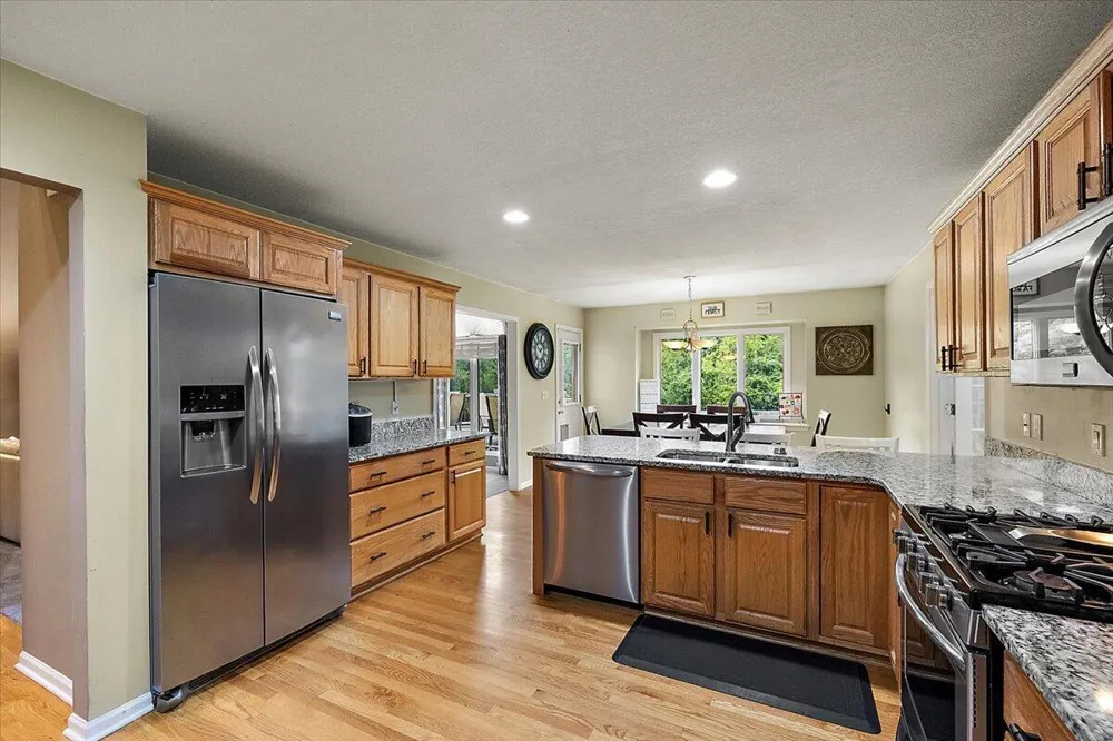 5566 Creekview Drive Ann Arbor, MI 48108