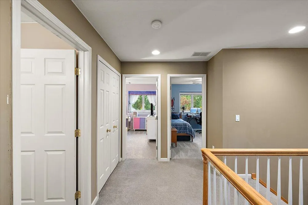 5566 Creekview Drive Ann Arbor, MI 48108
