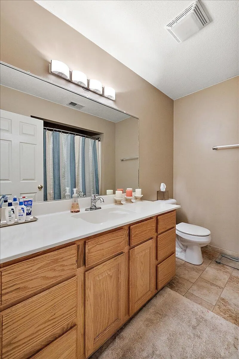5566 Creekview Drive Ann Arbor, MI 48108