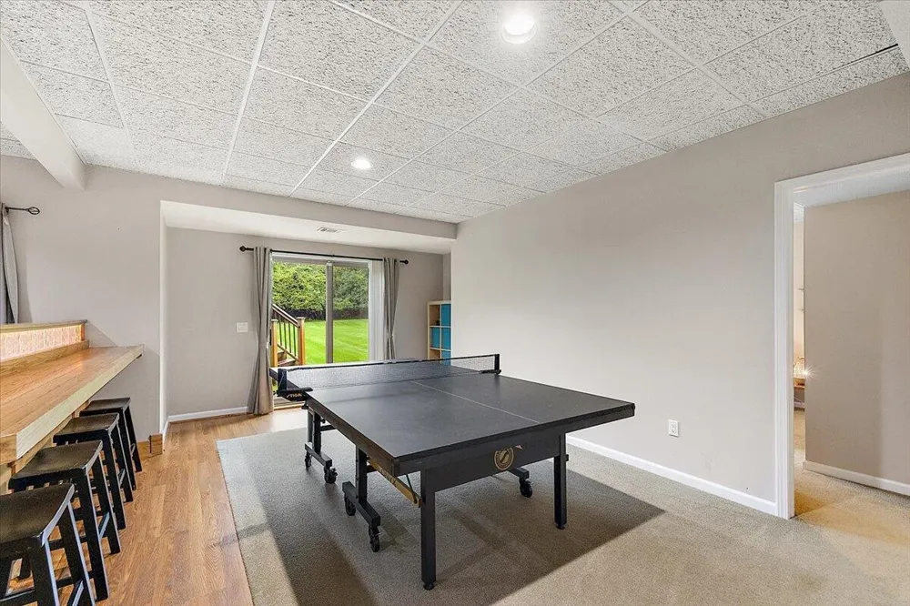 5566 Creekview Drive Ann Arbor, MI 48108