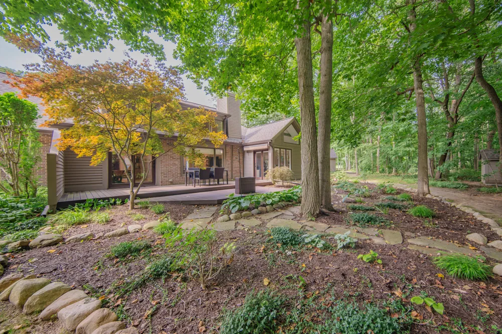 4596 Cottonwood Drive Ann Arbor, MI 48108