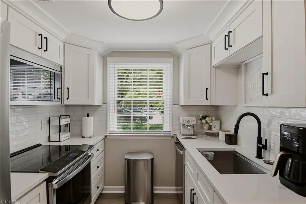 2902 Saint Marks Road #H Winston-Salem, NC 27103