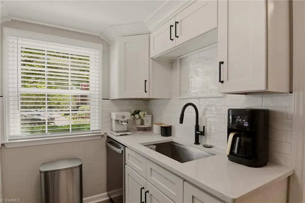 2902 Saint Marks Road #H Winston-Salem, NC 27103