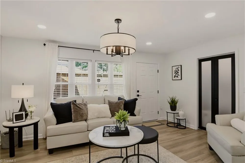 2902 Saint Marks Road #H Winston-Salem, NC 27103