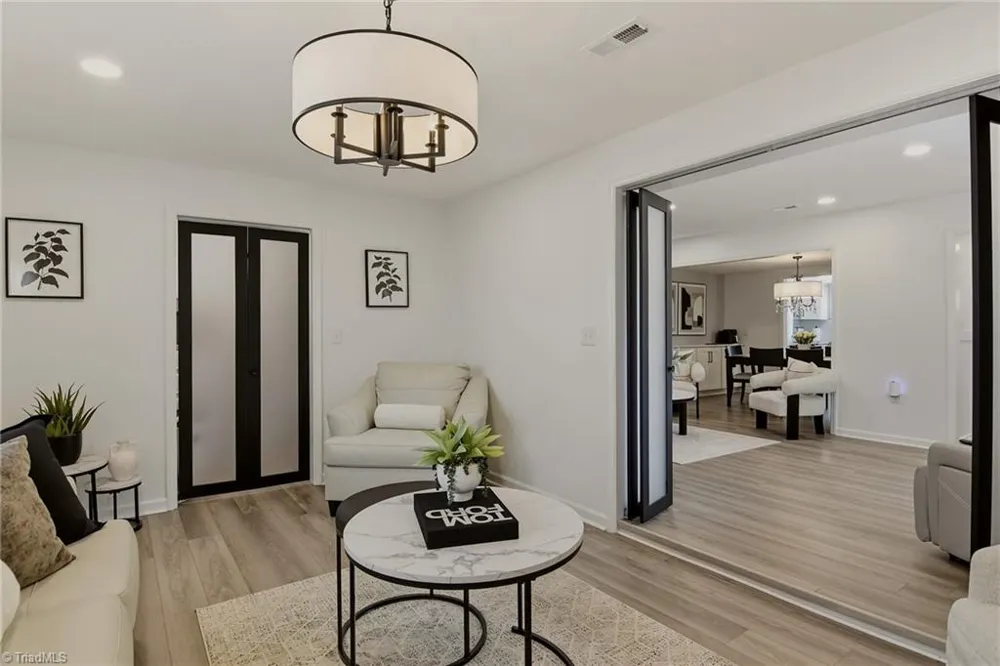 2902 Saint Marks Road #H Winston-Salem, NC 27103