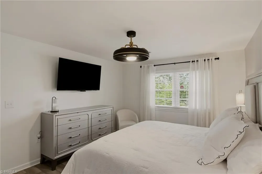 2902 Saint Marks Road #H Winston-Salem, NC 27103