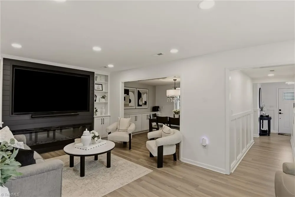 2902 Saint Marks Road #H Winston-Salem, NC 27103