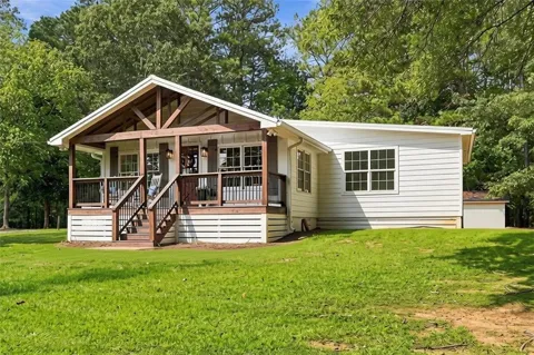 505 Cedar Creek Road NW
