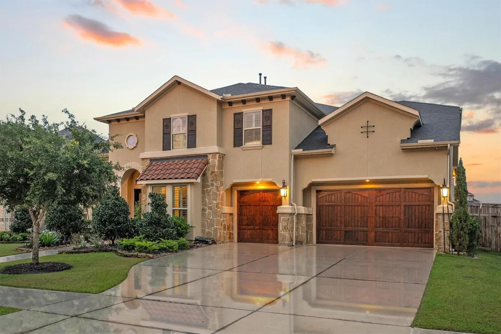 4822 Kendalia Cloud Lane Fulshear, TX 77441