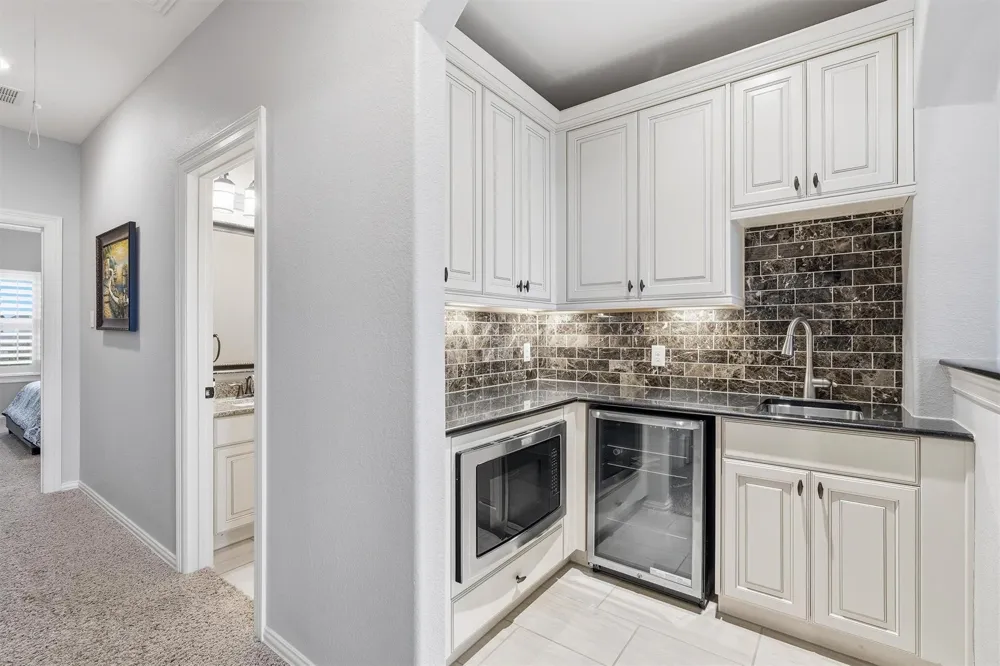 4822 Kendalia Cloud Lane Fulshear, TX 77441