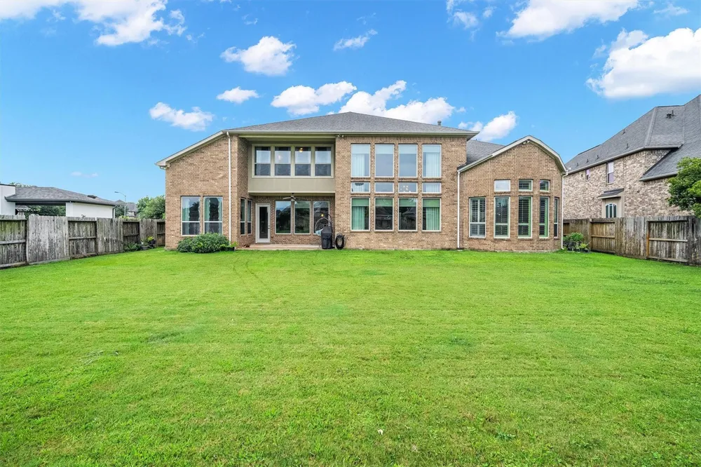 4822 Kendalia Cloud Lane Fulshear, TX 77441