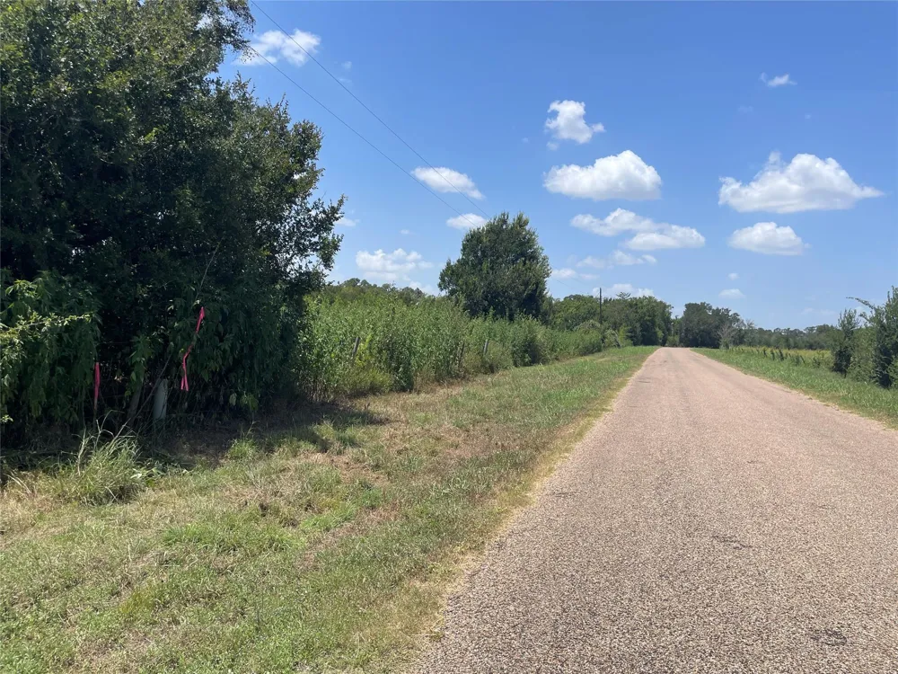 Cr 220- Wharton, TX 77488