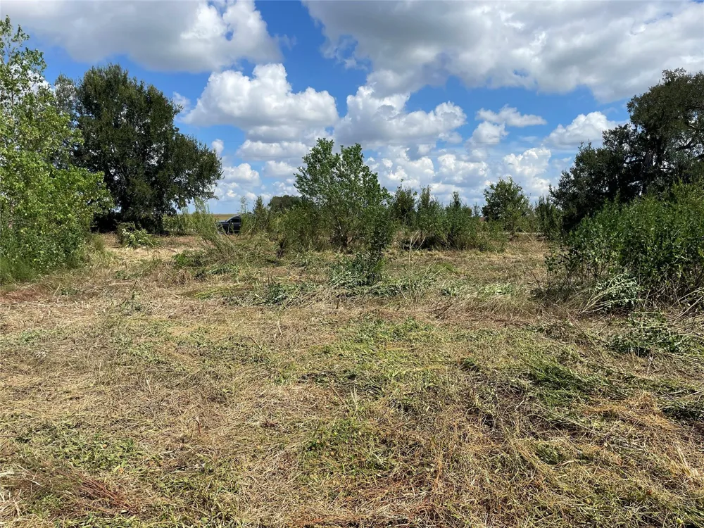 Cr 220- Wharton, TX 77488