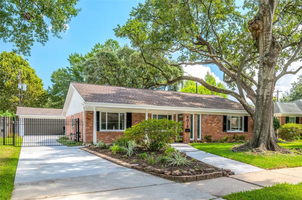 9019 Kapri Lane Houston, TX 77025
