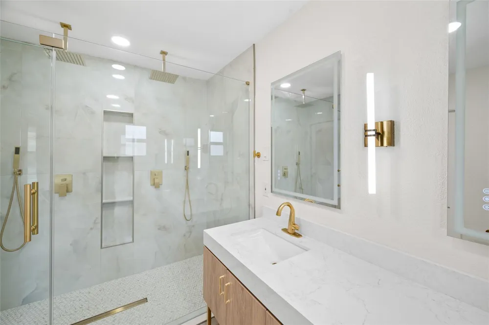 9019 Kapri Lane Houston, TX 77025