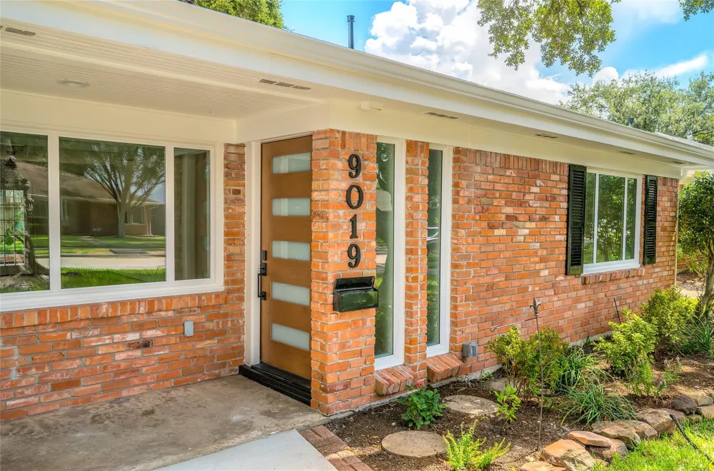 9019 Kapri Lane Houston, TX 77025