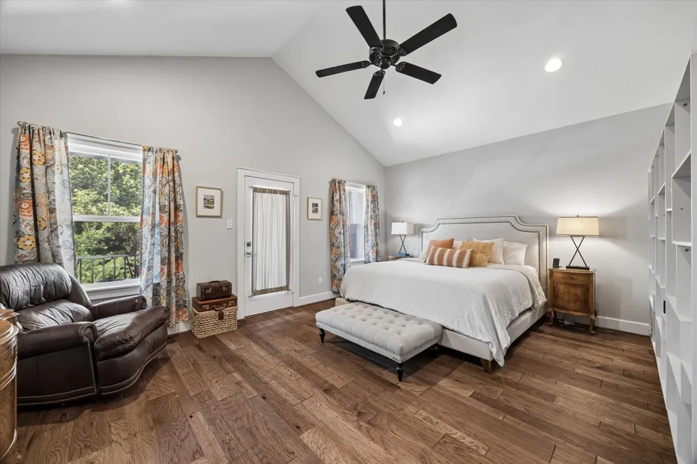 118 E 27th Street #B Houston, TX 77008