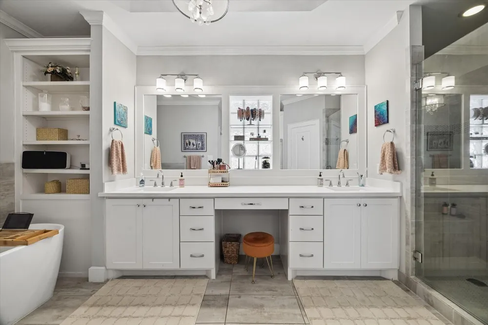 118 E 27th Street #B Houston, TX 77008