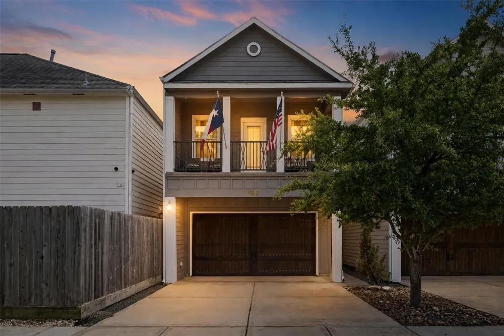 118 E 27th Street #B Houston, TX 77008