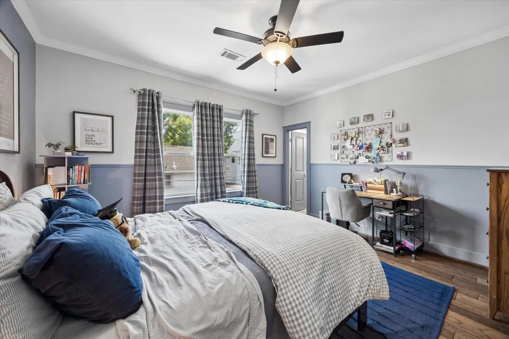 118 E 27th Street #B Houston, TX 77008