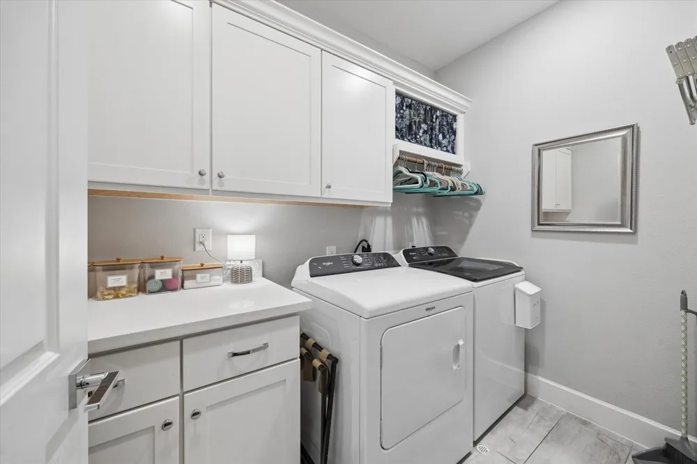 118 E 27th Street #B Houston, TX 77008
