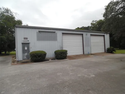 14084 Highway 6