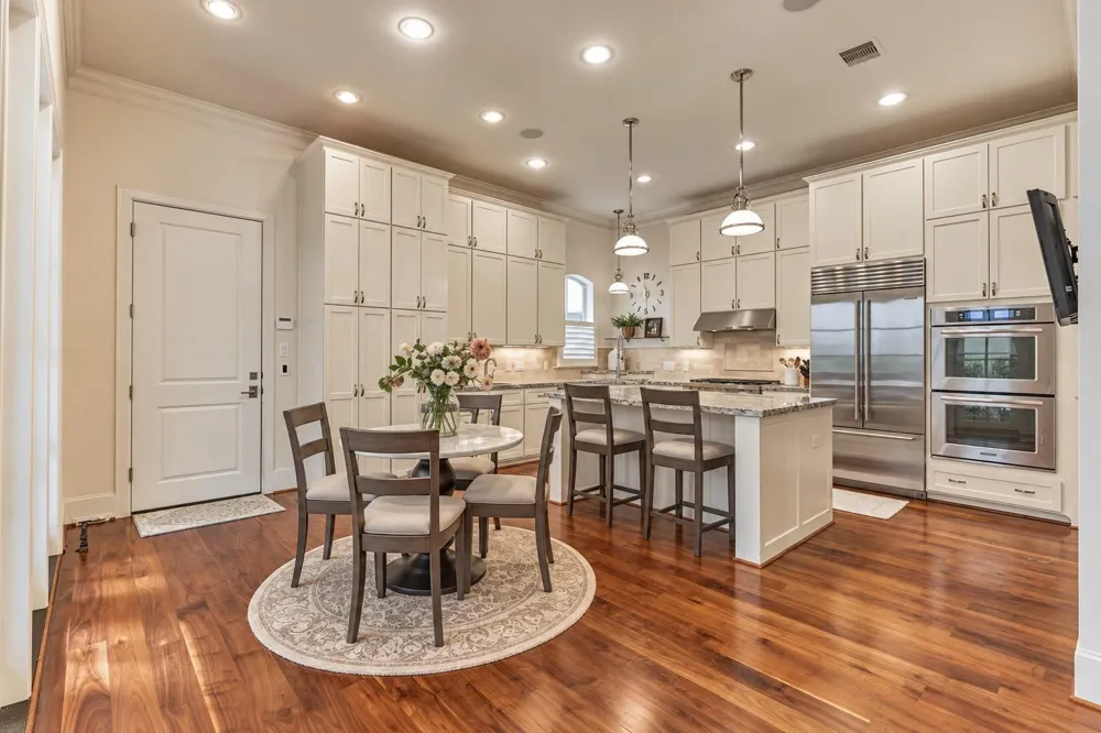 25 Topside Row The Woodlands, TX 77380
