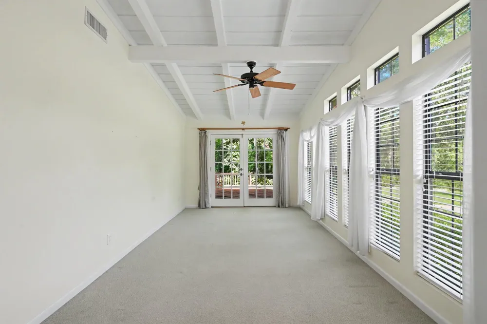 122 Warbonnet Drive Conroe, TX 77304