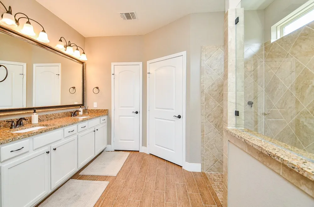 551 Emory Peak Drive Richmond, TX 77469