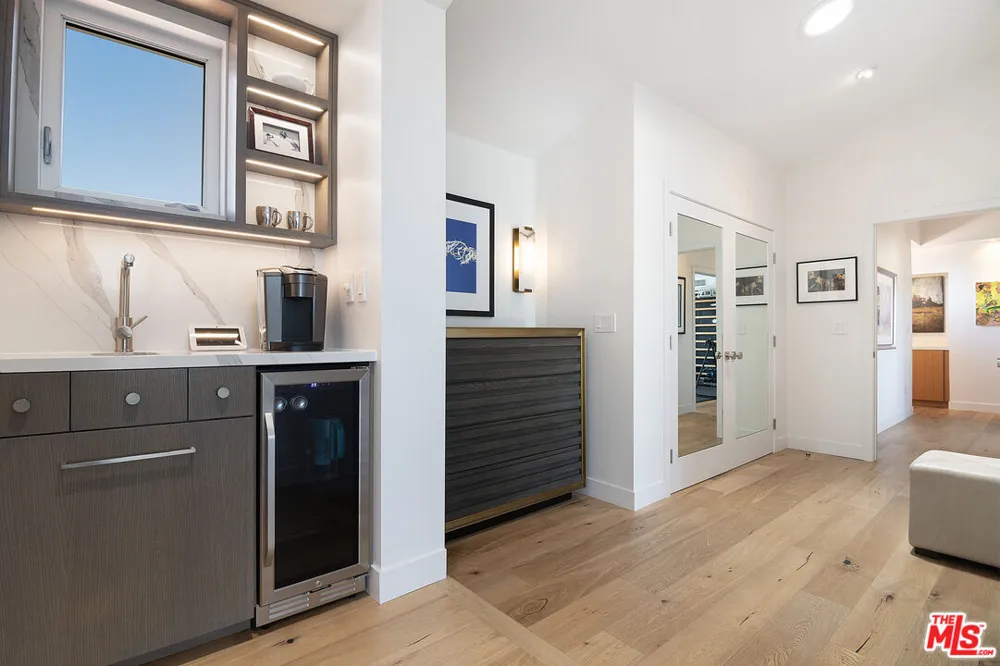 1904 Crescent Heights Boulevard Los Angeles, CA 90069