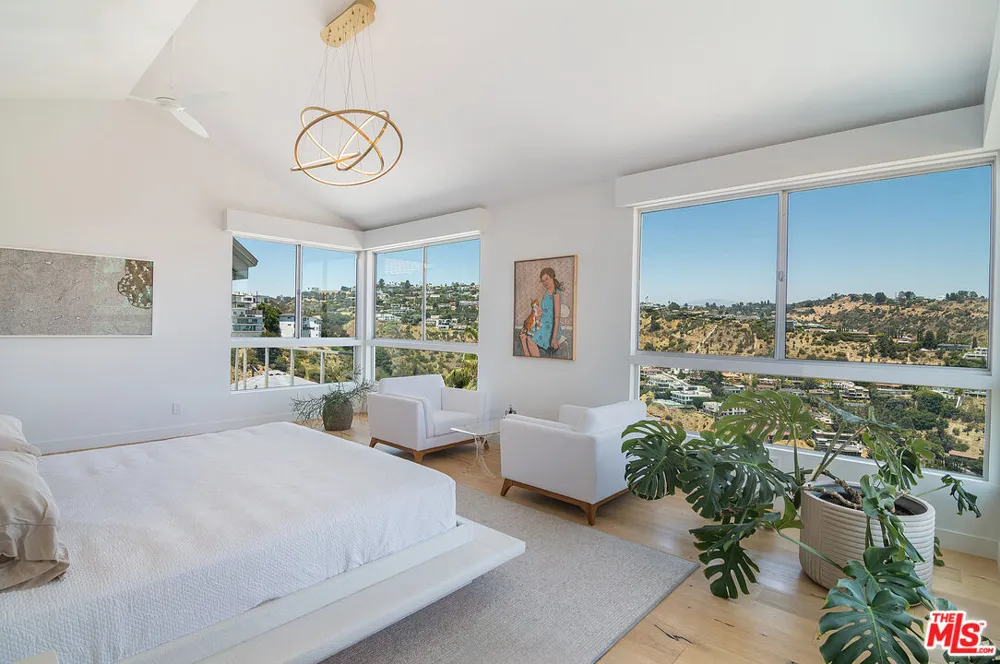1904 Crescent Heights Boulevard Los Angeles, CA 90069